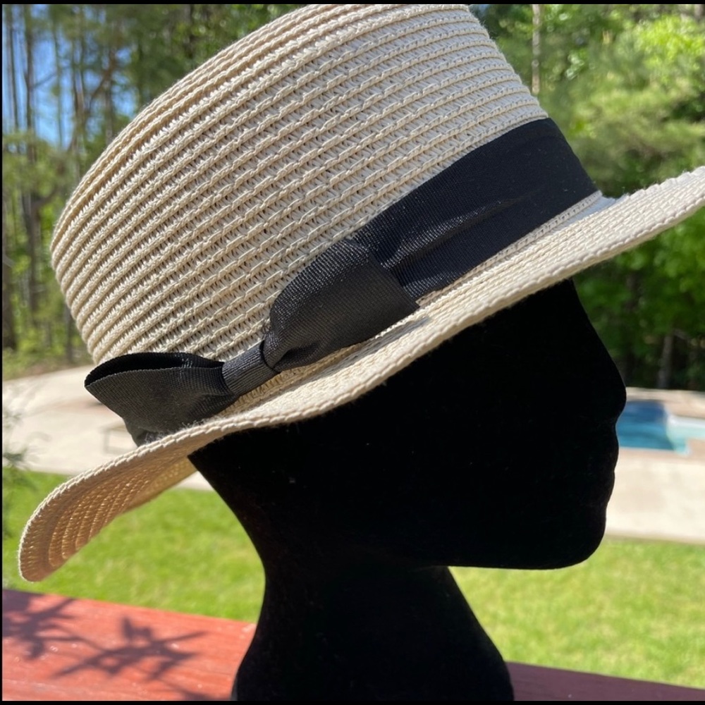 Precious straw hat!